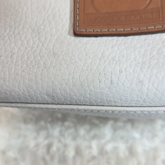 Dooney & Bourke Cream and Tan Shoulder Bag - Picture 5 of 15
